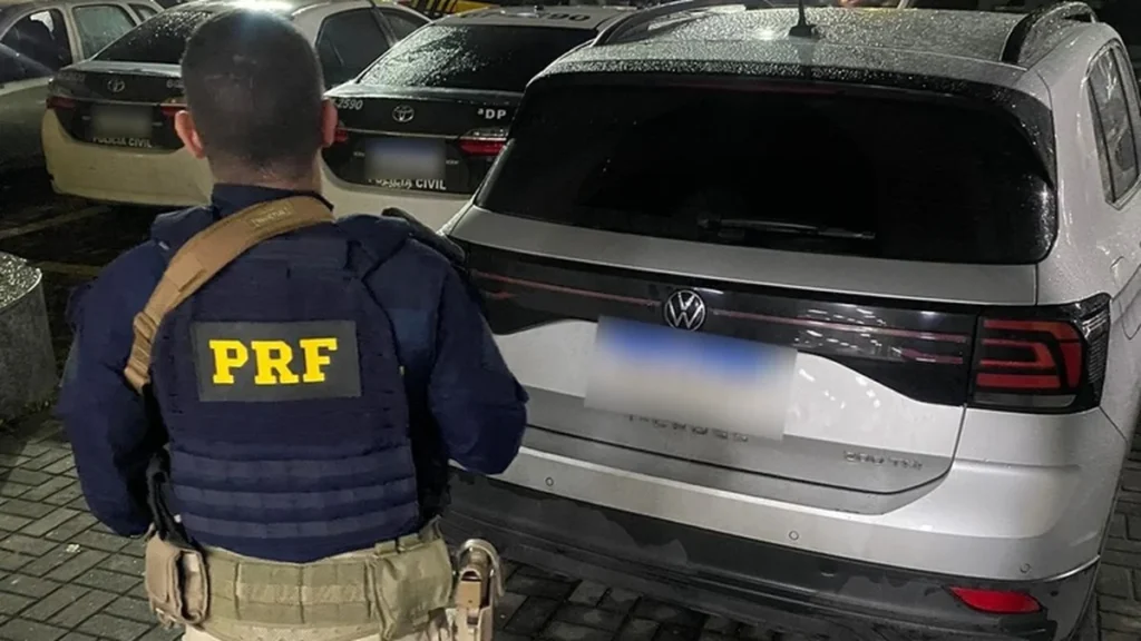 PRF recupera VW/T-Cross roubado na BR-040 em Duque de Caxias e prende suspeito