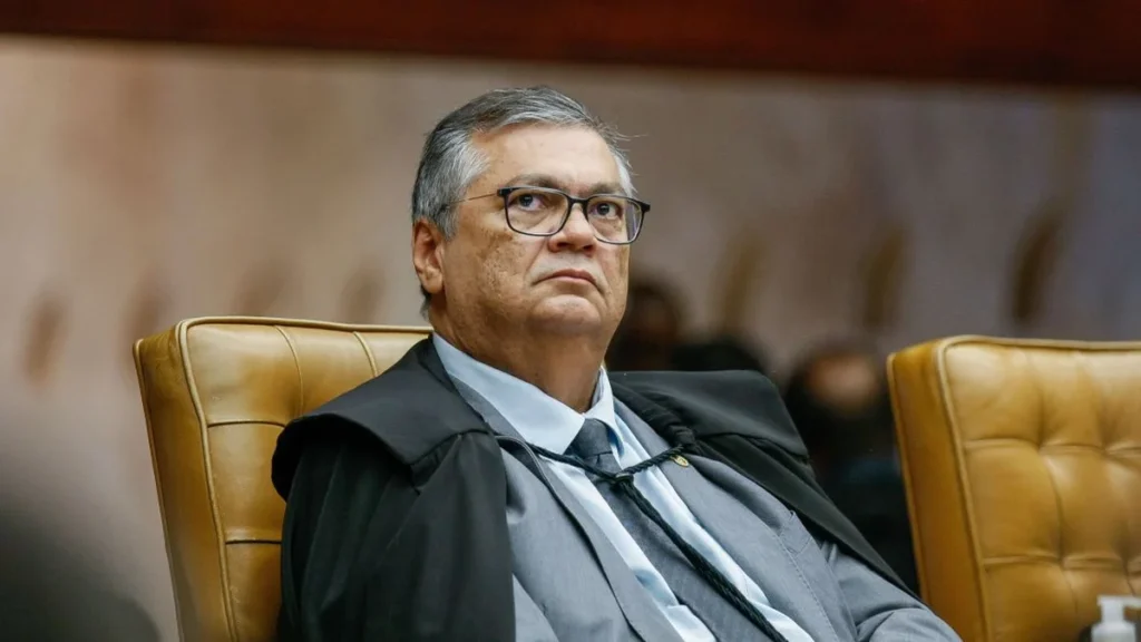 Julgamento no STF sobre sucessão no governo do Rio de Janeiro permanece indefinido