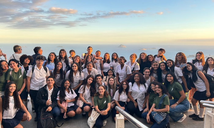 Fortalecendo o Vínculo Escolar: Projeto História Presente Fomenta Cultura e Mentorias