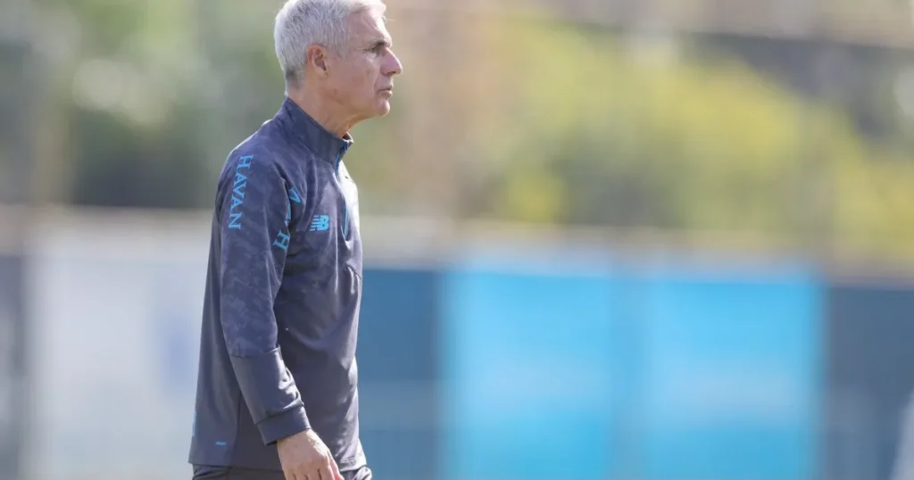 Grêmio Enfrenta o Deportivo Riestra em Busca de Retorno às Vitórias na Sul-Americana