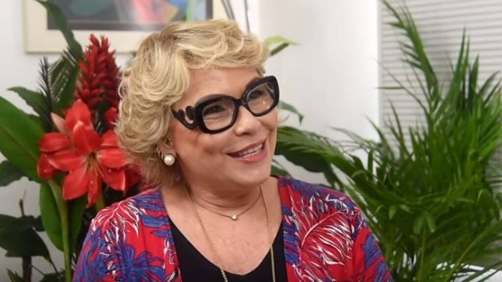 Jogo Político: Flávio Bolsonaro Considera Lançar Mãe ao Senado e Deixar Cláudio Castro de Lado