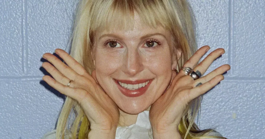 Mudanças na Turnê de Hayley Williams: Show no Rio Tem Nova Data e Pré-Venda Confusa