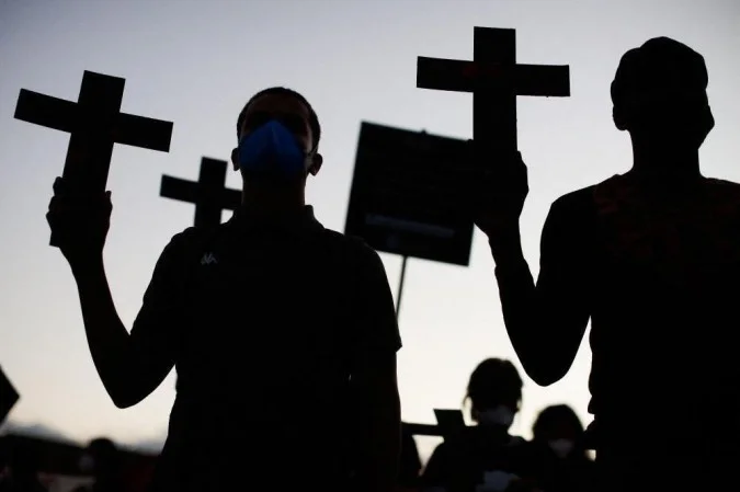 Necropolítica e Voto: Um Chamado à Consciência Política da Negritude Brasileira