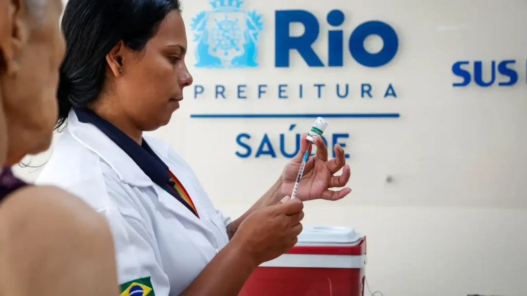 Secretaria de Saúde do RJ Anuncia 328 Vagas com Salários de até R$ 8,5 Mil | Oportunidade na Saúde Secretaria de Saúde do RJ Anuncia 328 Vagas com Salários de até R$ 8,5 Mil | Oportunidade na Saúde