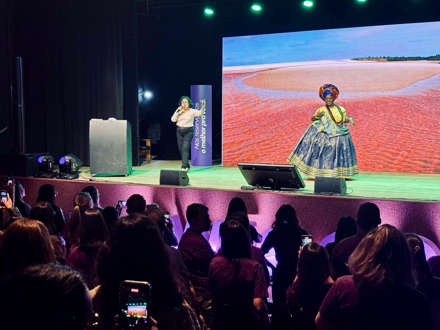 Setur-BA Impulsiona Turismo Baiano em Eventos Nacionais e Internacionais Setur-BA Impulsiona Turismo Baiano em Eventos Nacionais e Internacionais