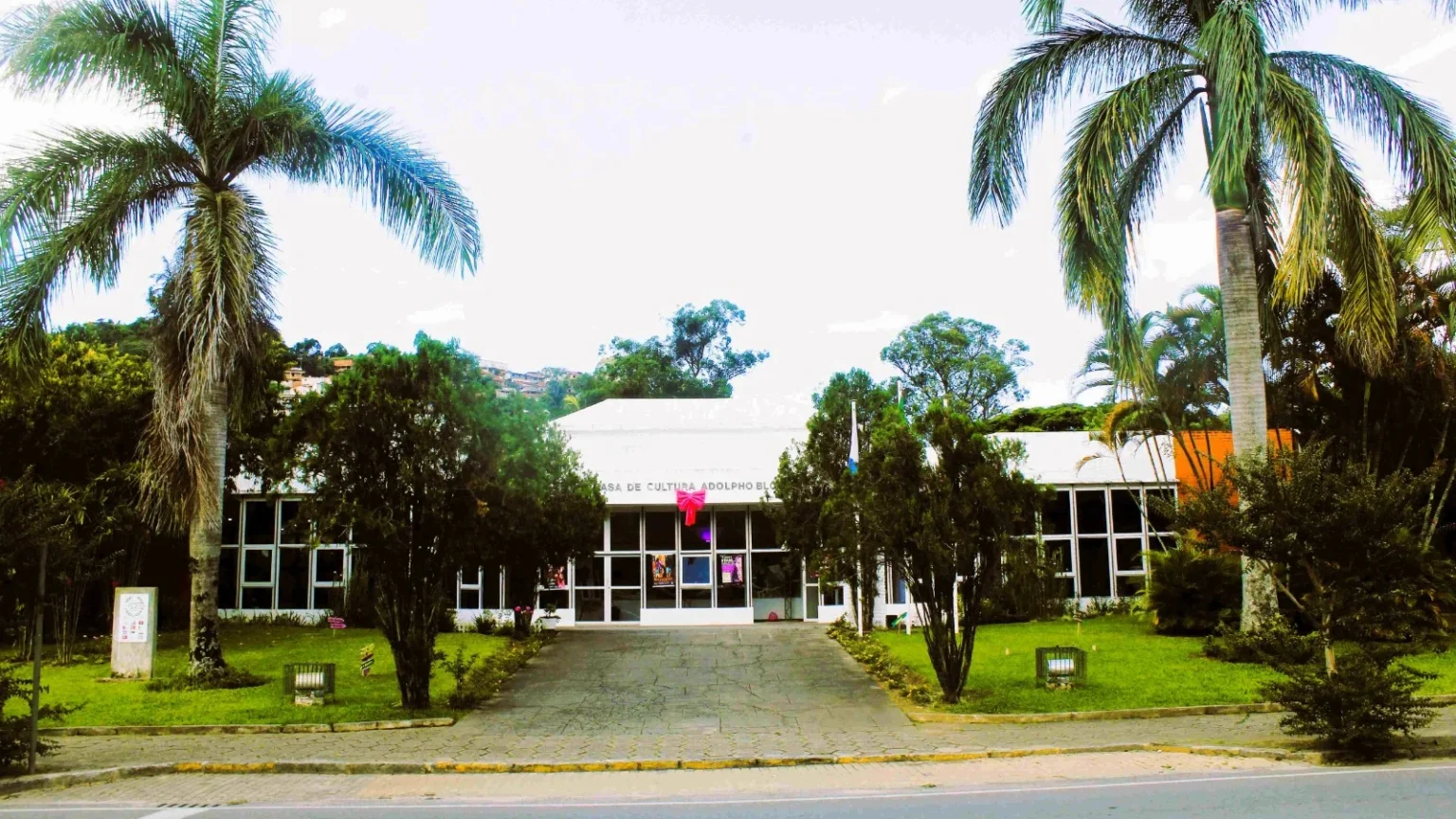 Casa de Cultura de Teresópolis oferece 8 oficinas gratuitas para todas as idades
