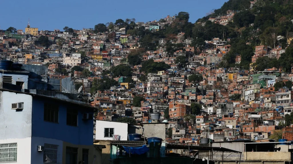 Projeto de Turismo em Favelas do Rio Lança Rota Especial para a Copa do Mundo
