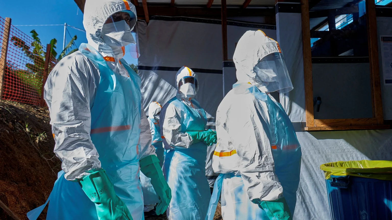 Casos suspeitos de Ebola em São Paulo e Rio são descartados após exames