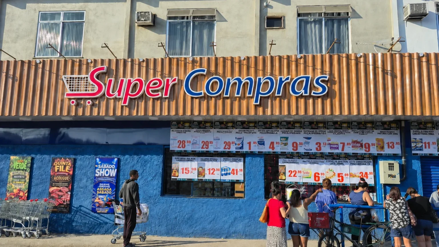 Super Compras inaugura primeira loja em Duque de Caxias com promoções e geração de empregos
