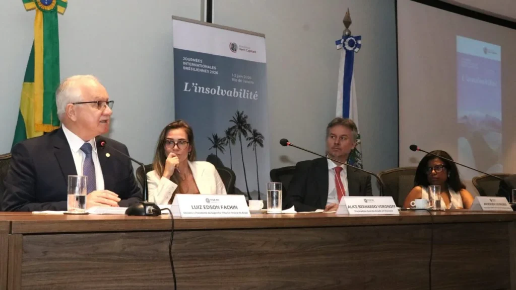 Presidente do STF debate impactos da inteligência artificial no Direito Civil do Rio