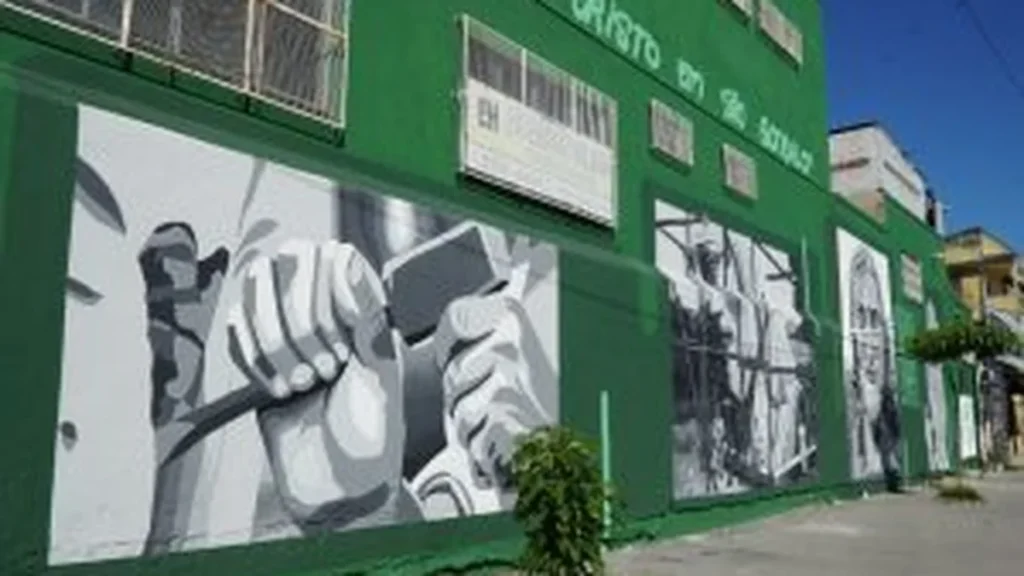 São Gonçalo inaugura dois painéis do Cidade Ilustrada que celebram história e cultura local