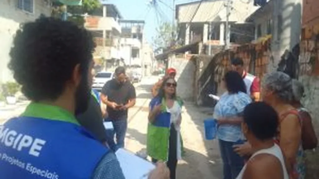 São Gonçalo inicia regularização fundiária em três comunidades com ação itinerante