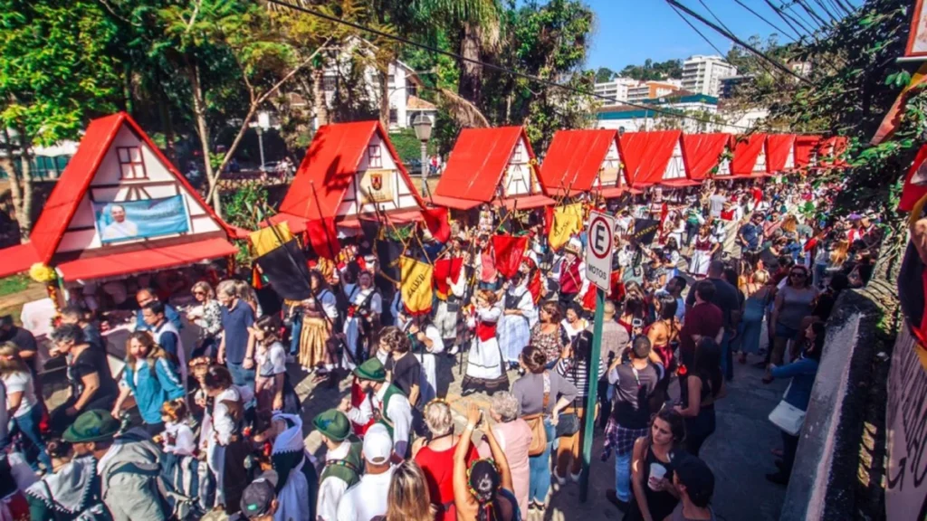 Bauernfest: 17 Dias de Impulso Econômico e Turismo em Petrópolis