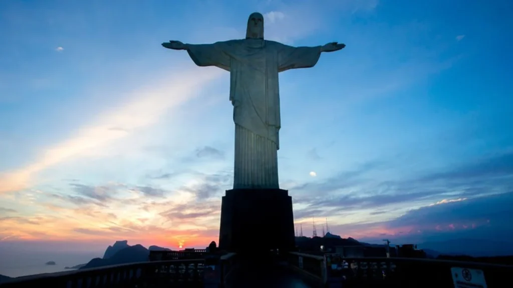 Rio de Janeiro bate recorde com mais de 1,21 milhão de turistas internacionais em 2026