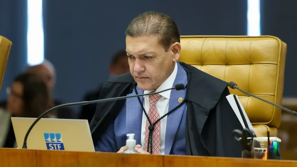 Nunes Marques suspende restrição do CNJ a cartórios de Niterói e mantém atuação dos titulares Nunes Marques suspende restrição do CNJ a cartórios de Niterói e mantém atuação dos titulares