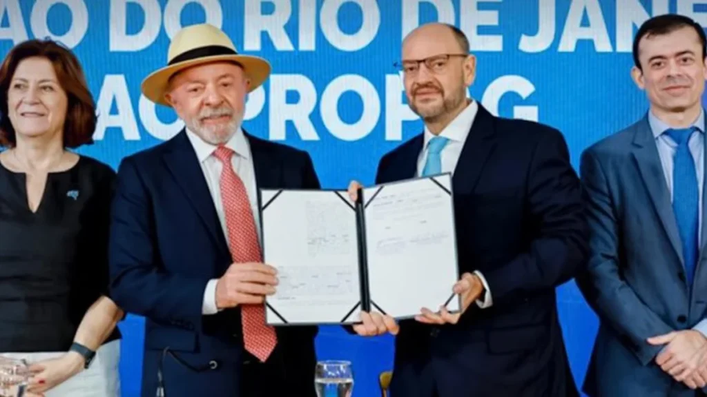 Lula e Rio de Janeiro oficializam adesão ao Propag e reduzem dívida em bilhões Lula e Rio de Janeiro oficializam adesão ao Propag e reduzem dívida em bilhões