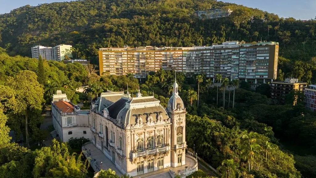 Palácio das Laranjeiras reabre para visitas em 2026 no Rio de Janeiro