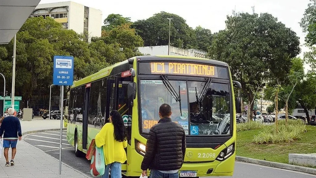 Sindicato de Niterói reforça pedido para acabar com pagamento em dinheiro nos ônibus