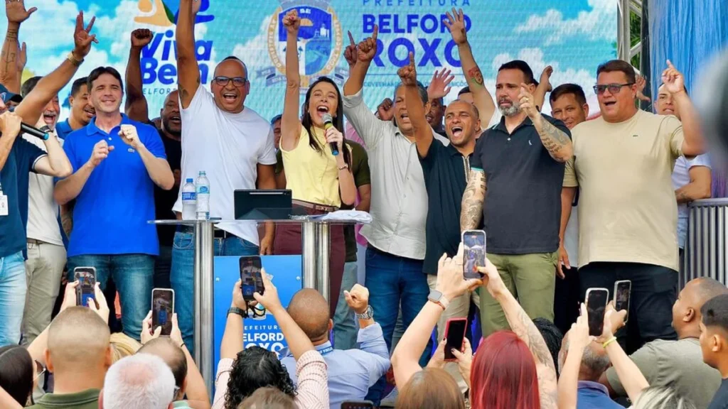 Prefeita de Belford Roxo inaugura praça do Malhapão com ação social integrada e serviços gratuitos