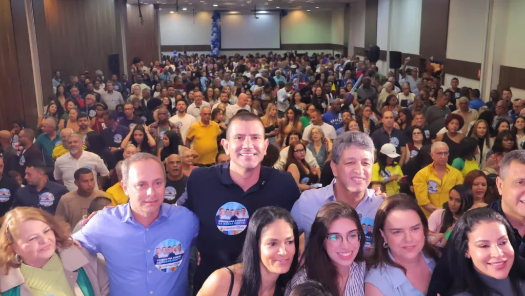 Douglas Ruas destaca papel essencial da voz feminina na política em Nova Iguaçu