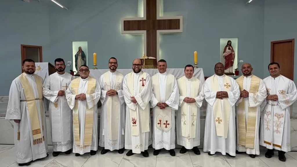Formadores do Seminário de Petrópolis em Encontro Nacional sobre Formação Presbiteral e Cultura Digi